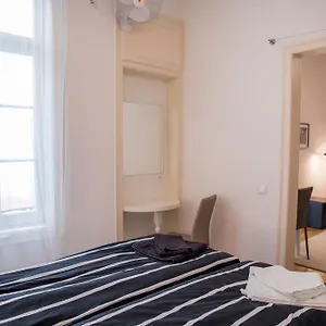 https://apartamento-joaquim-tello.hotelaalgarve.com