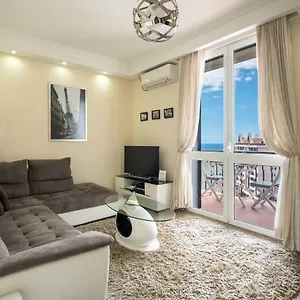 https://america-apartment.madeira-islandshotels.com